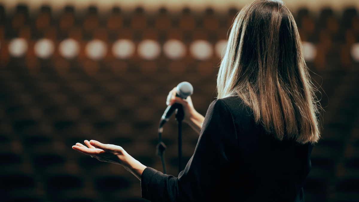 How to Present a Memorable Two Minute Welcome and Thank You Address at Your Performance
